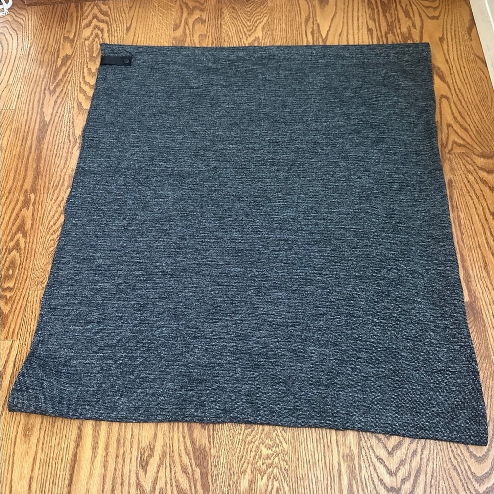Lululemon Reversible Vinyasa Scarf - Picture 3 of 5